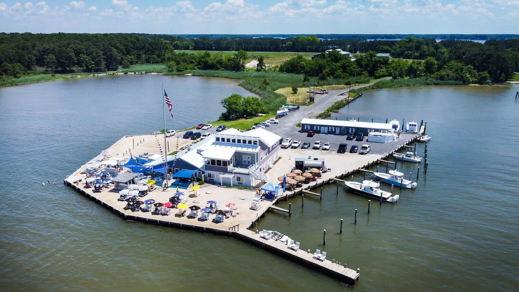 Lowes Wharf Maryland Boating Tiki Bar Restaurant Inn Hotel Waterfront